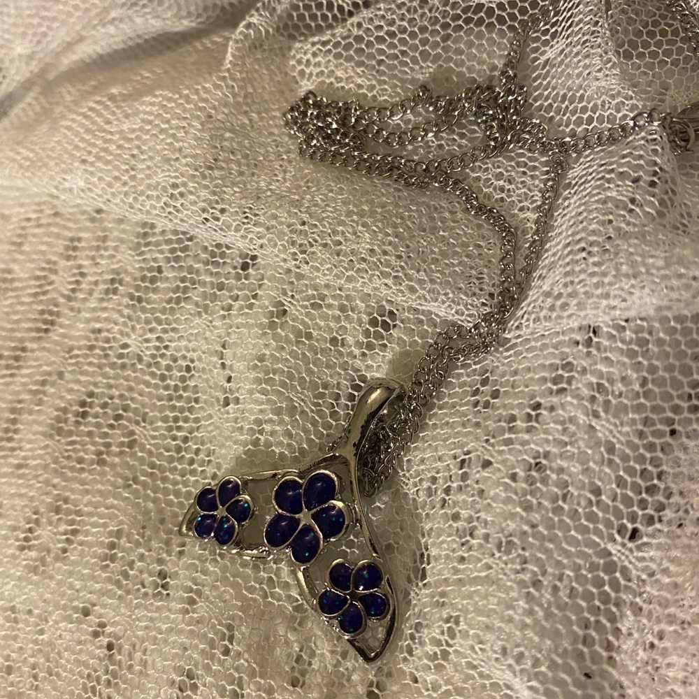 Silver  glitter flower mermaid tale Necklace